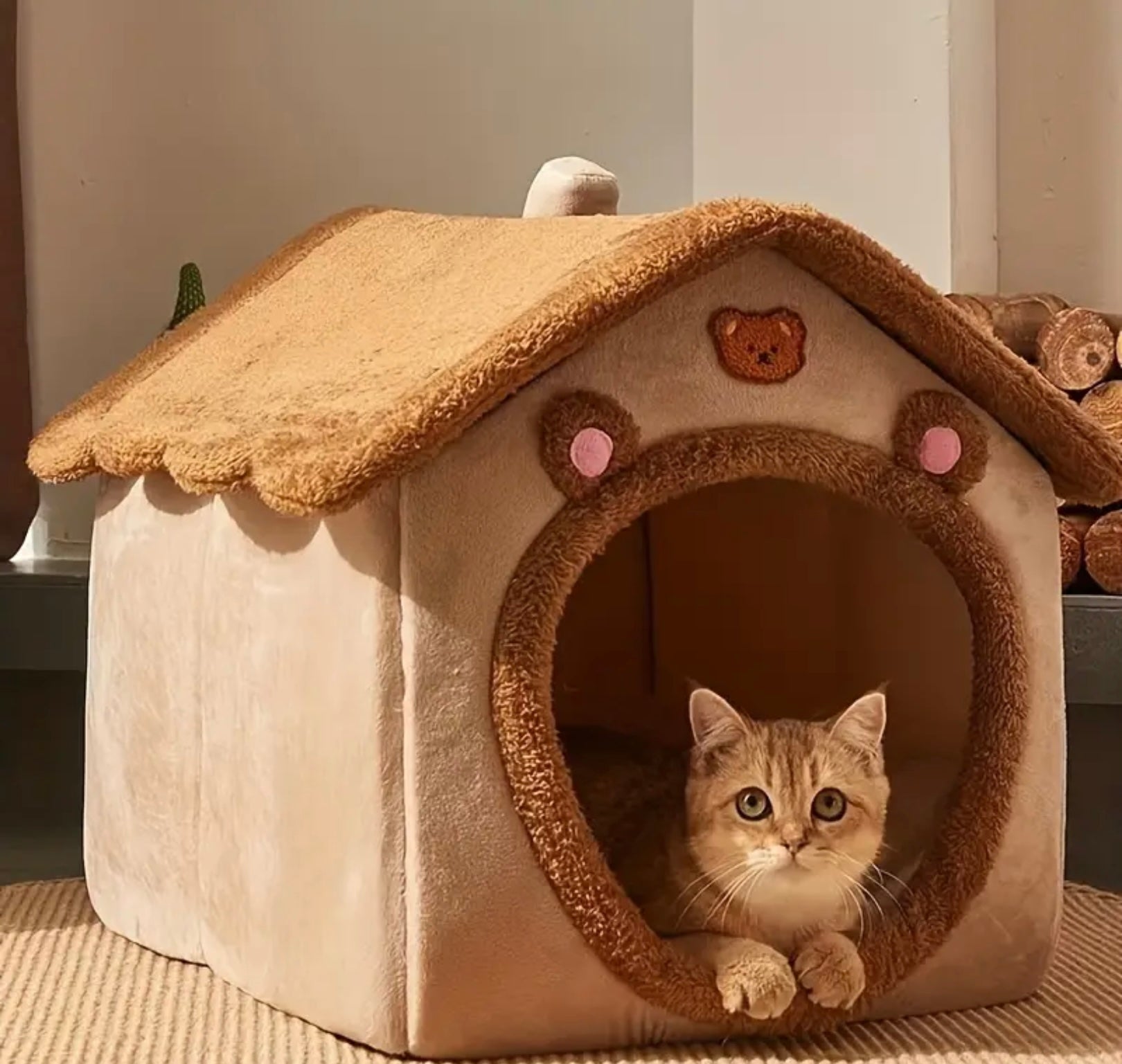 Cozy Winter Pet Cave Bed – Warm, Washable House for Cats & Small Dogs