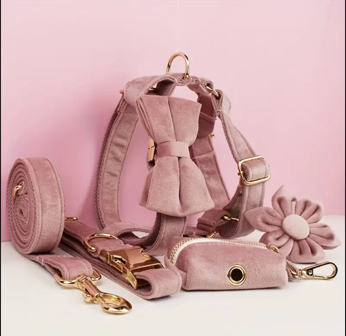 Velvet Elegance Set – Collar, Harness & Lead