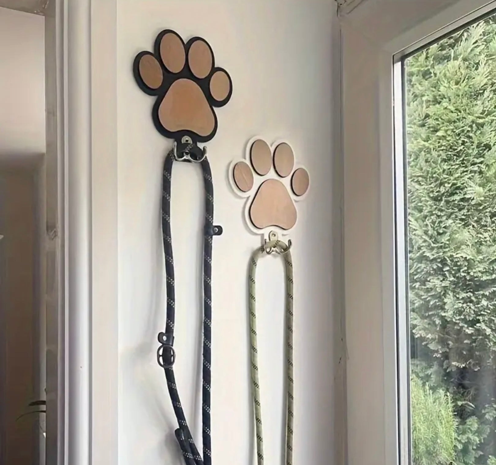 Handcrafted Wooden Wall Hook with Paw Print – Polished Finish, Perfect for Towels & Clothes Storage, Back-to-School & Bathroom Decor