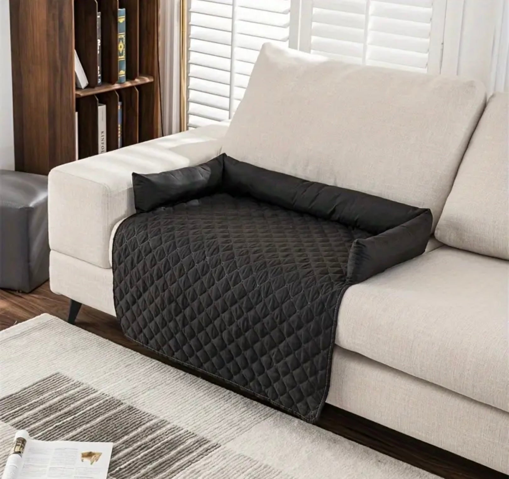 Non-Slip Pet Sofa Bed – Washable Couch Protector with Support Cushions for Dogs & Cats