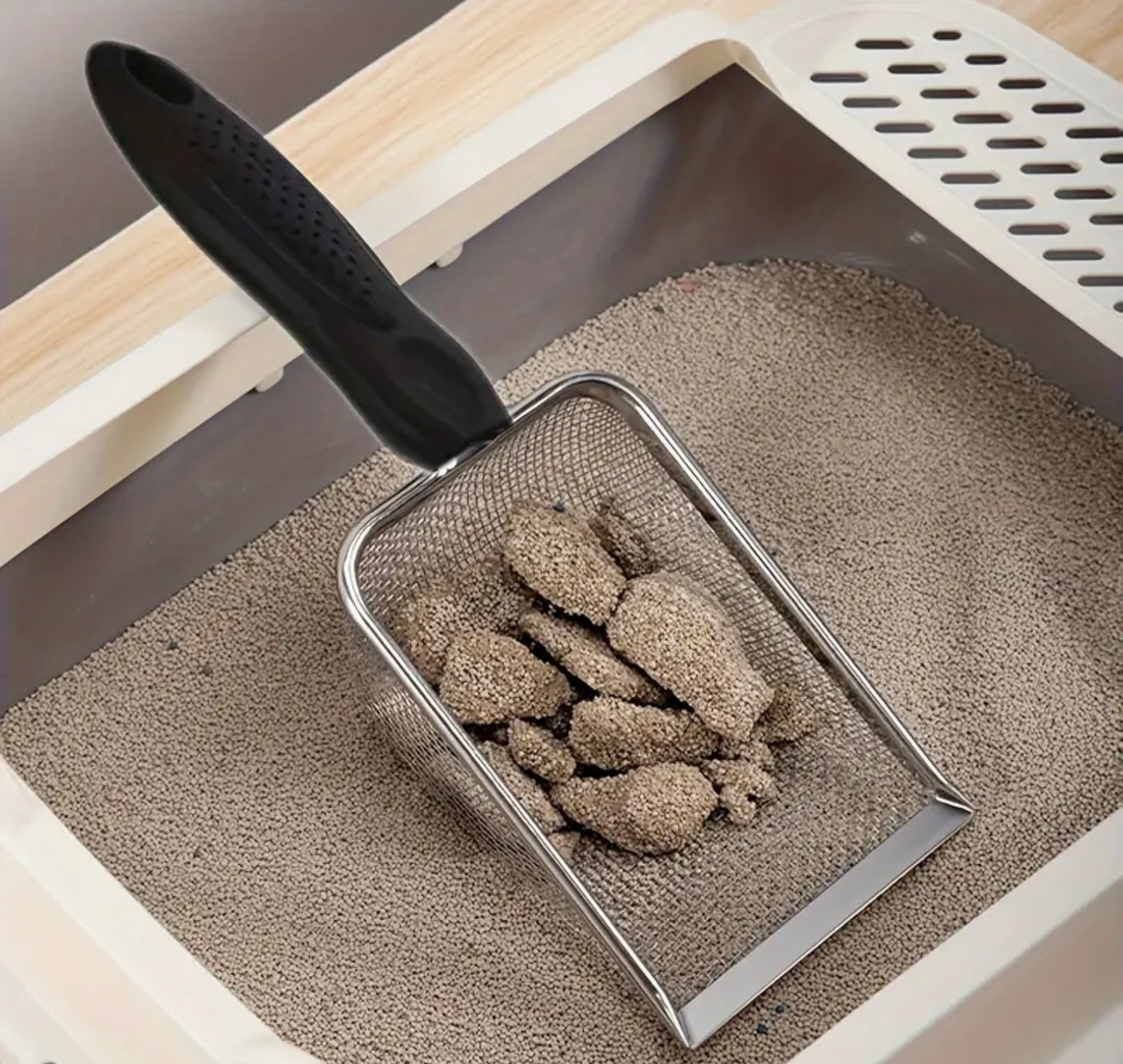 Durable Stainless Steel Cat Litter Scoop – Ergonomic Handle & Fine Mesh for Easy Cleaning