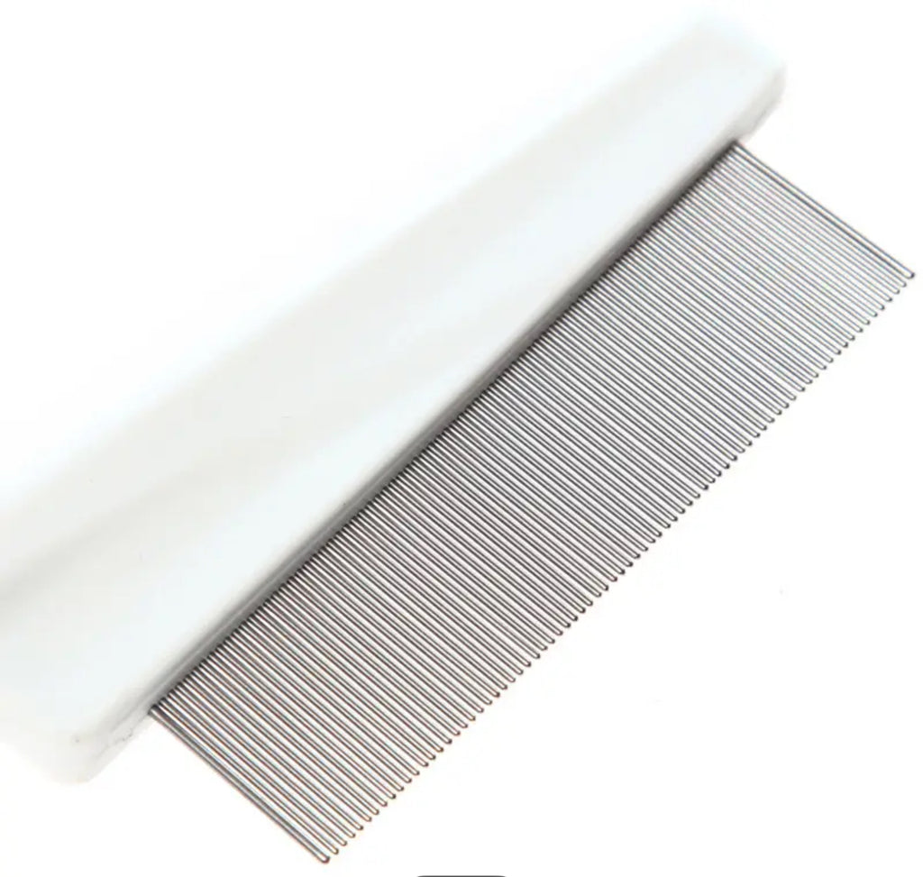 Pet Grooming Comb – Keep Your Dog or Cat’s Coat Healthy and Shiny