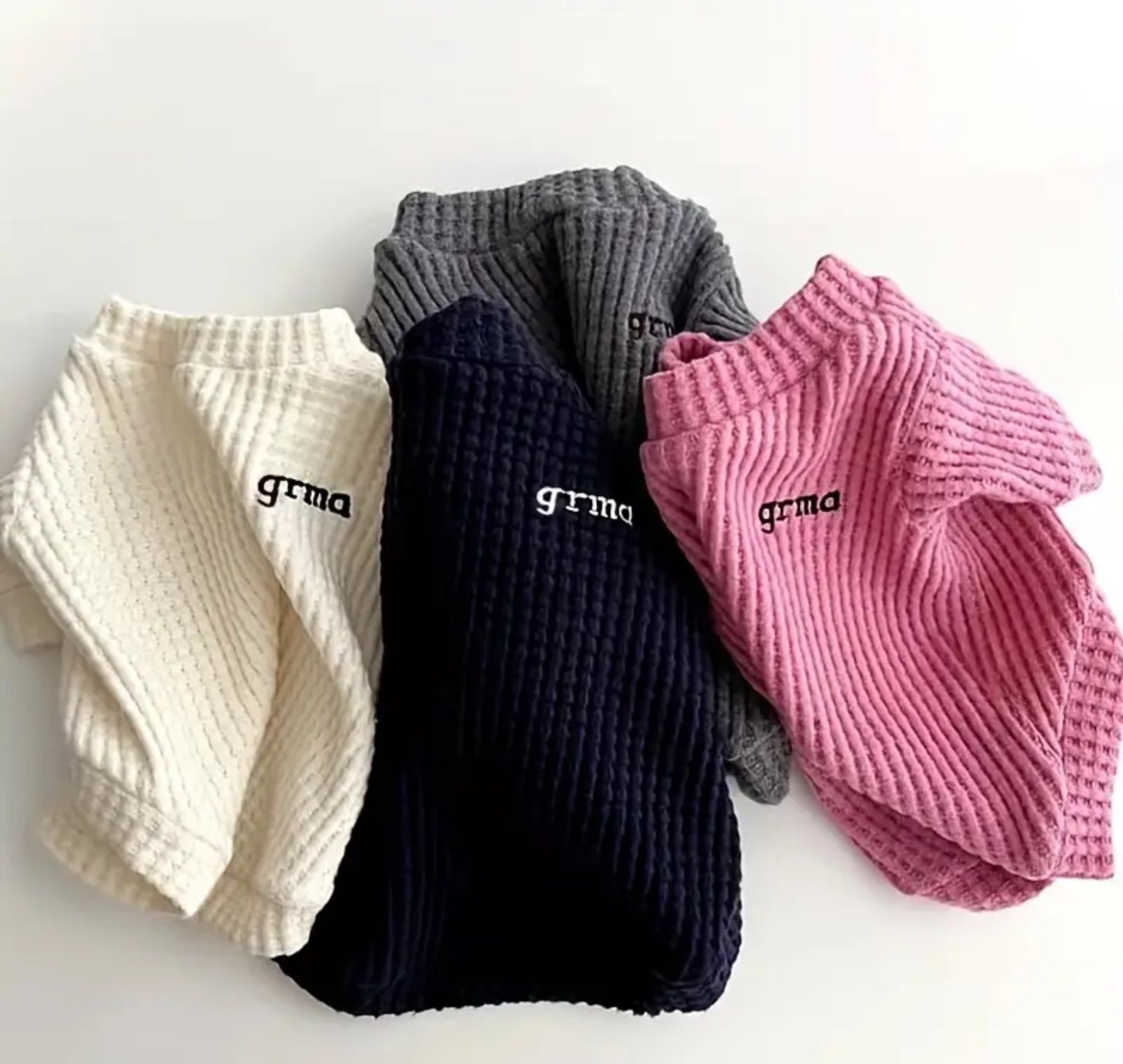 Stylish Pet Sweater – Soft Knit Pullover for Spring & Autumn